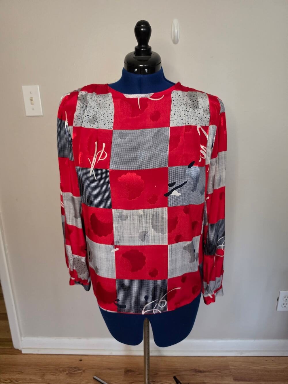 Vintage Nicola Red Abstract Patchwork Blouse Size 12 Satin Long Sleeve Top